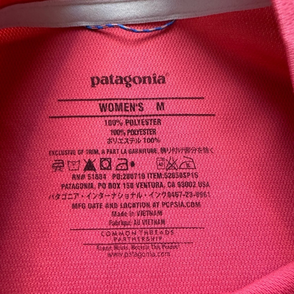 Patagonia® Women’s Sunshade Crew pull over shirt Style #52650 Size Medium Pink - Picture 5 of 9